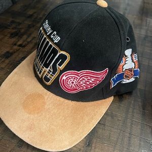 Vintage Detroit Red Wings 1997 NHL Stanley Cup Champs Adjustable Hat Cap